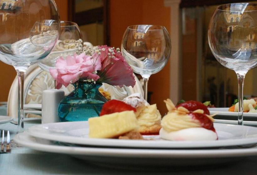 فندق Marques Del Angel