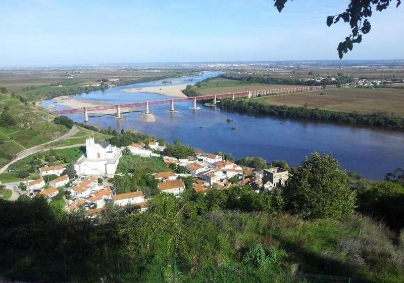 فندق Tagus Host   40308al  44211al