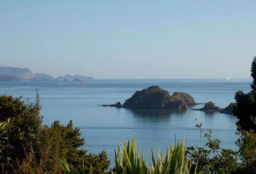 Hotelli Top Of The Bay