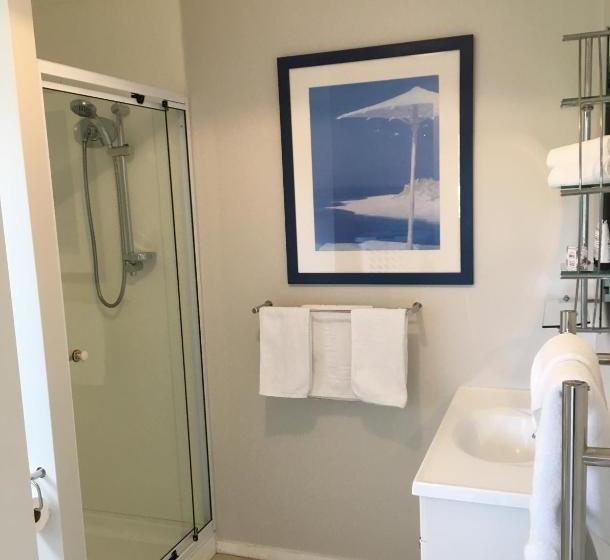 בית מלון כפרי Top Of The Bay