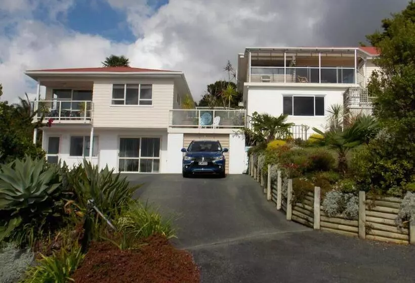 Hotelli Top Of The Bay