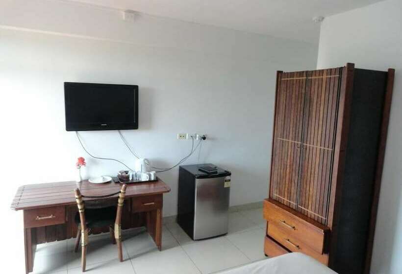 בית מלון כפרי Wailoaloa Seascape