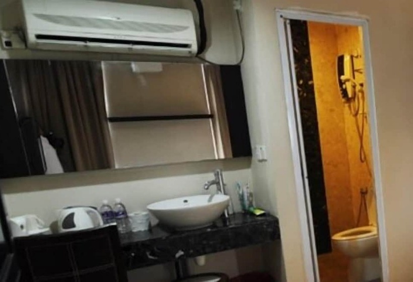 Hotel Zamburger Sg Bakap