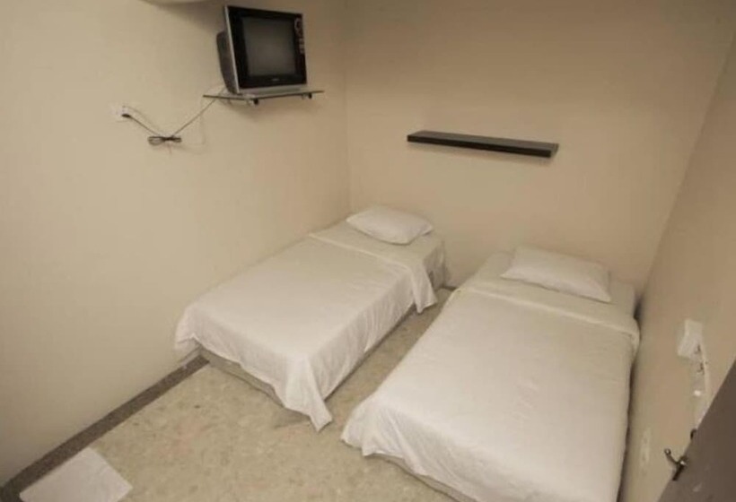 Hotel Zamburger Sg Bakap