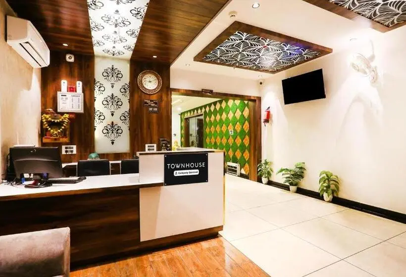 هتل Super Townhouse Indravihar Formerly Shaily Royal