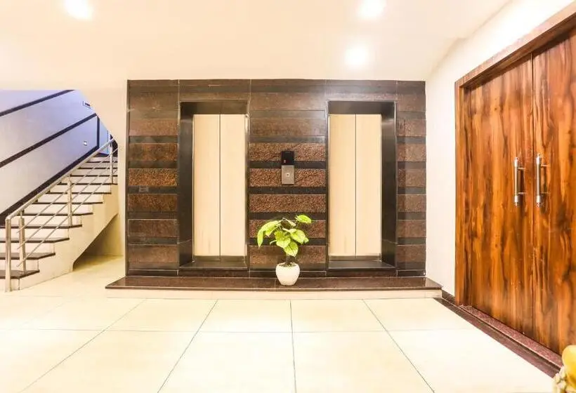 هتل Super Townhouse Indravihar Formerly Shaily Royal