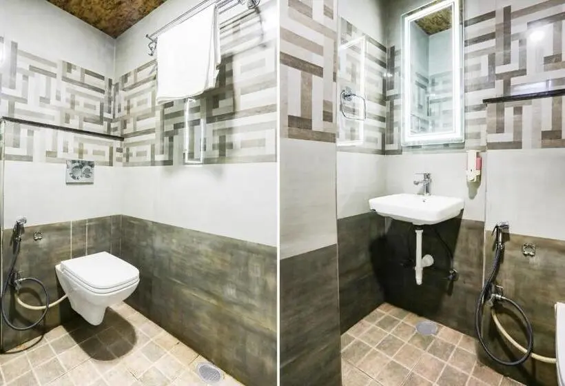 هتل Super Townhouse Indravihar Formerly Shaily Royal