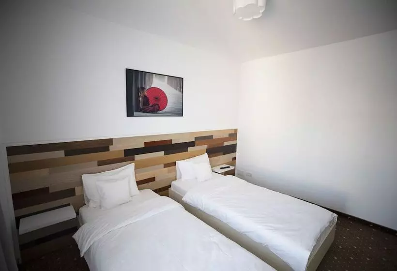 1hotels