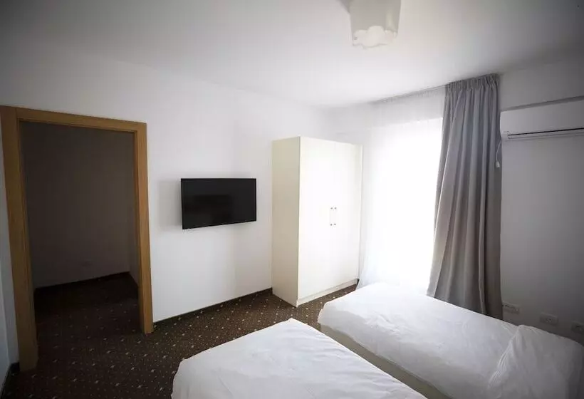 1hotels