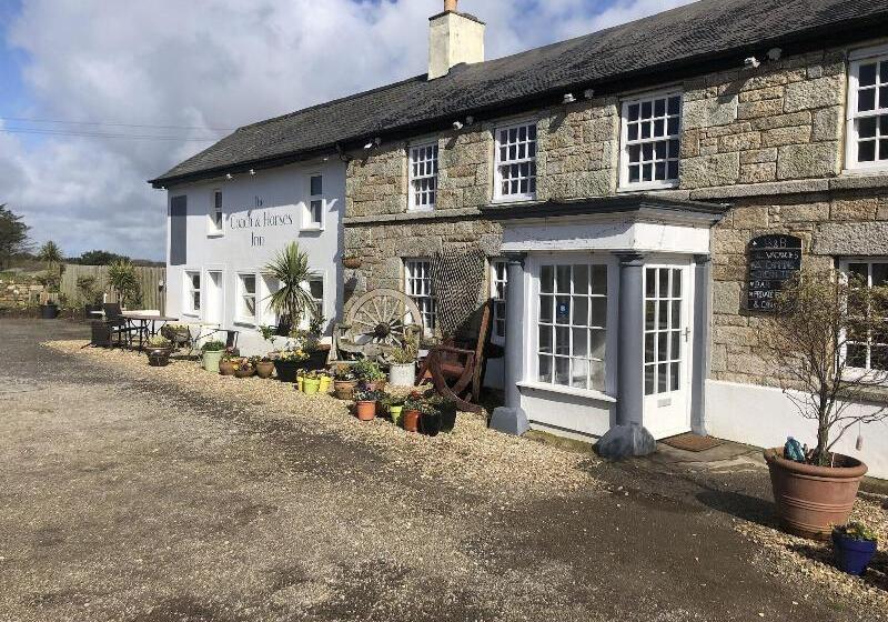 酒店 Coach And Horses Inn