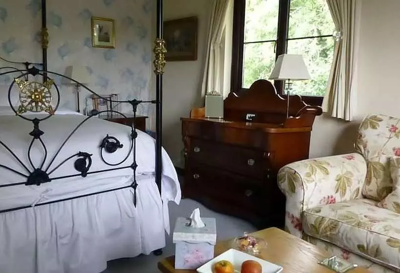 ホテル Coedllys Country House B&b