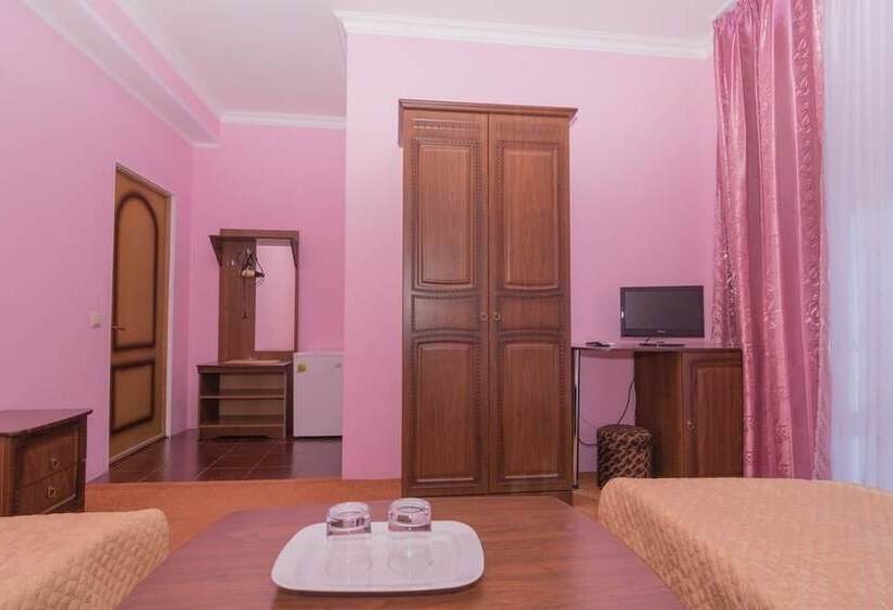 בית מלון כפרי Dyadya Stepa