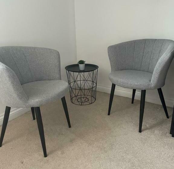 هتل Haymills Guesthouse