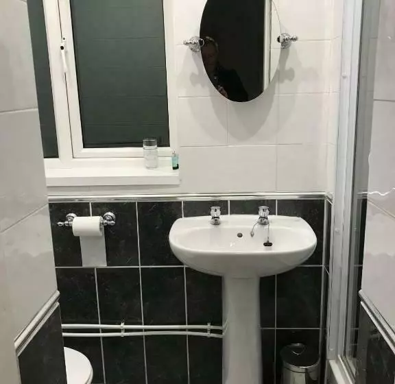 Hotelli Haymills Guesthouse