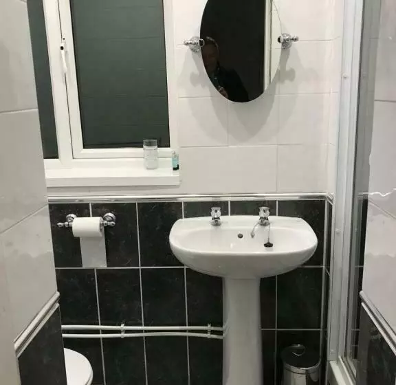 Hotelli Haymills Guesthouse