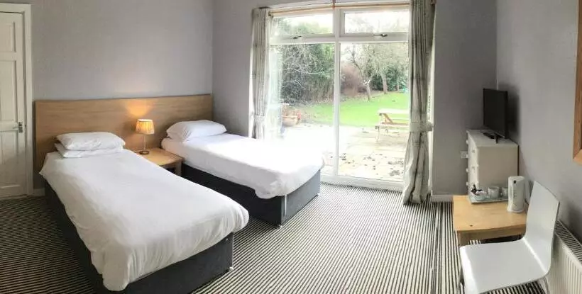 Hotelli Haymills Guesthouse