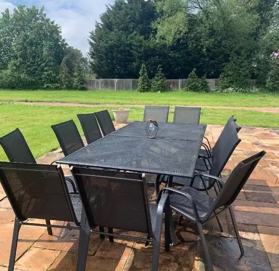 Hotelli Haymills Guesthouse