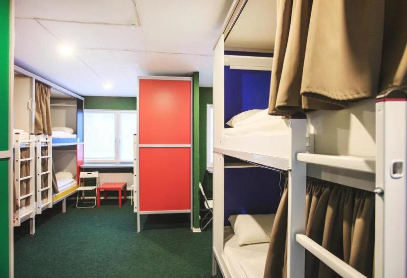 فندق Hostel Etazh