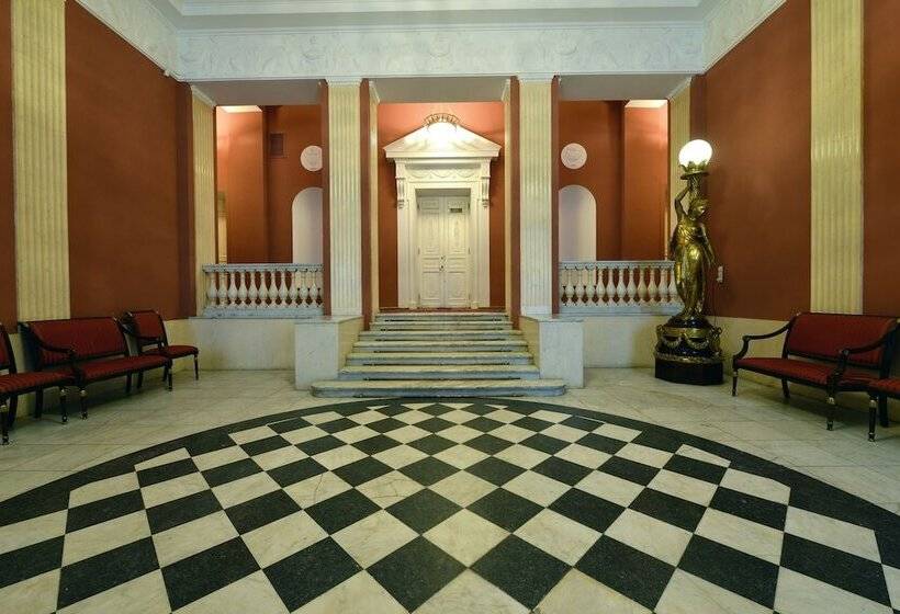 Отель Kochubey Centre