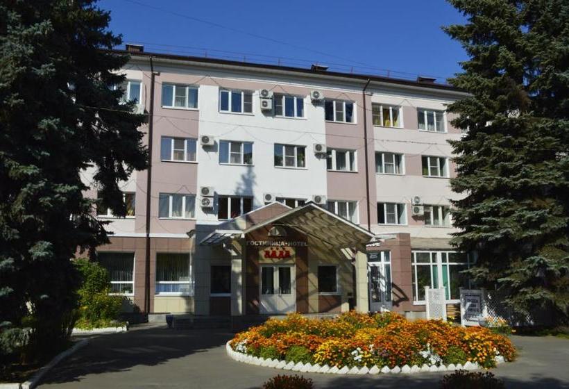 هتل Lada