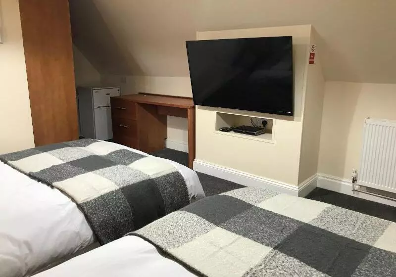 Quayside Hotel & Bar