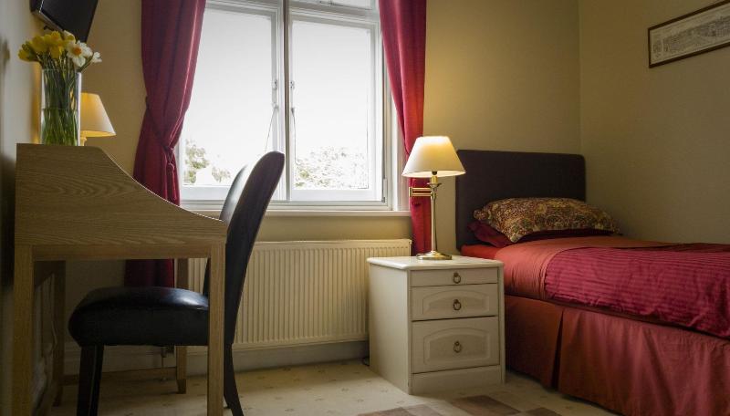 فندق Sandfield Guest House