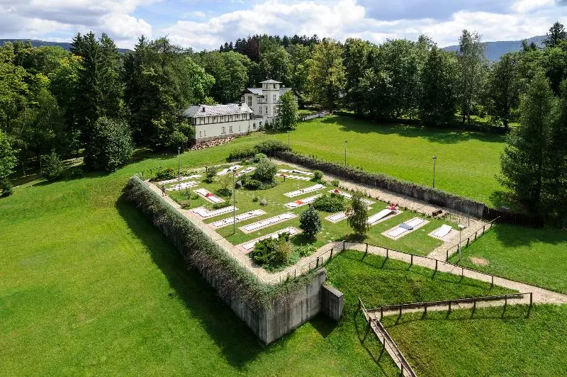 Hotelli Spa Resort Libverda  Villa Friedland