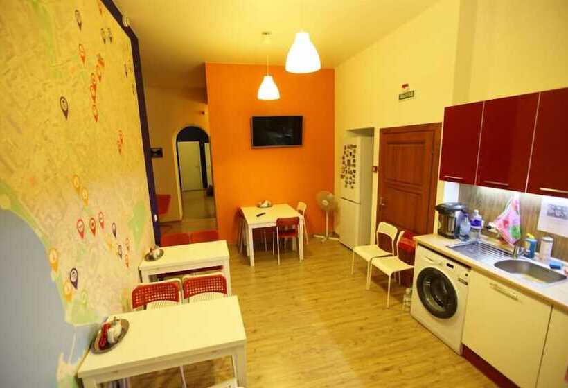 فندق Super Hostel