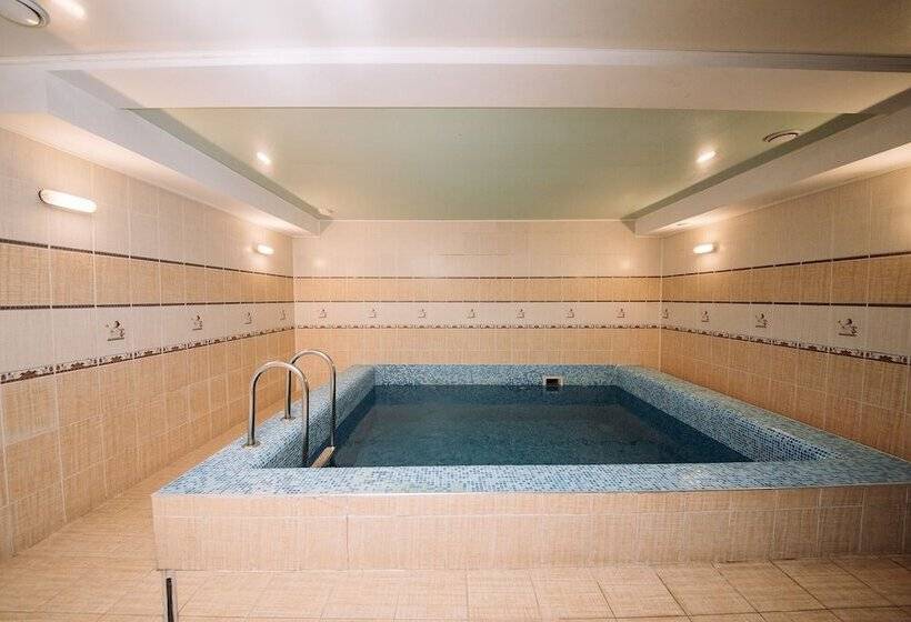 בית מלון כפרי Svoyak