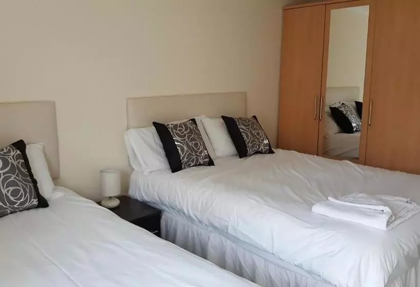 هتل Tees Valley Apartments