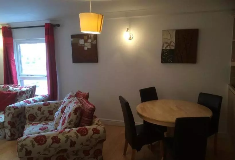 هتل Tees Valley Apartments