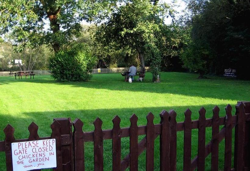 호텔 The Pelican Inn