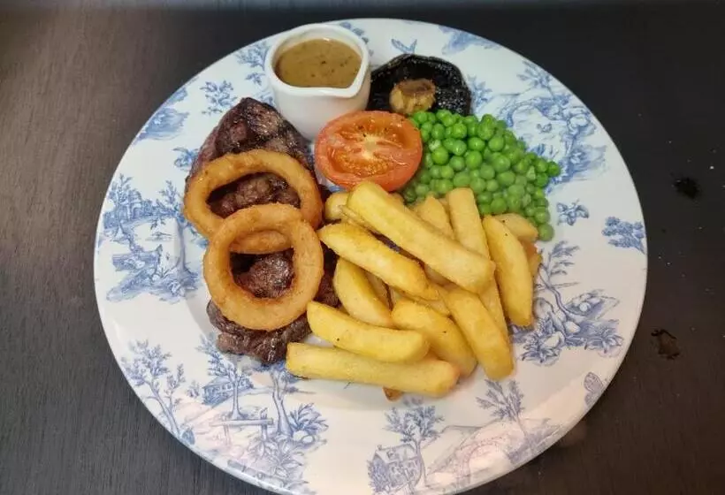 ホテル The Pelican Inn