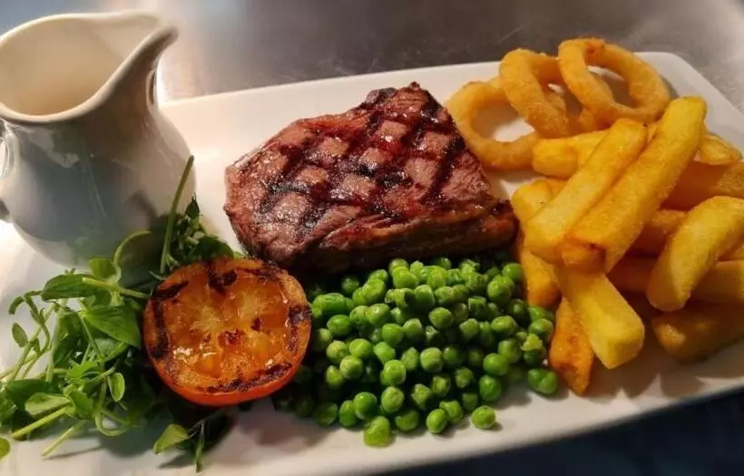 ホテル The Pelican Inn