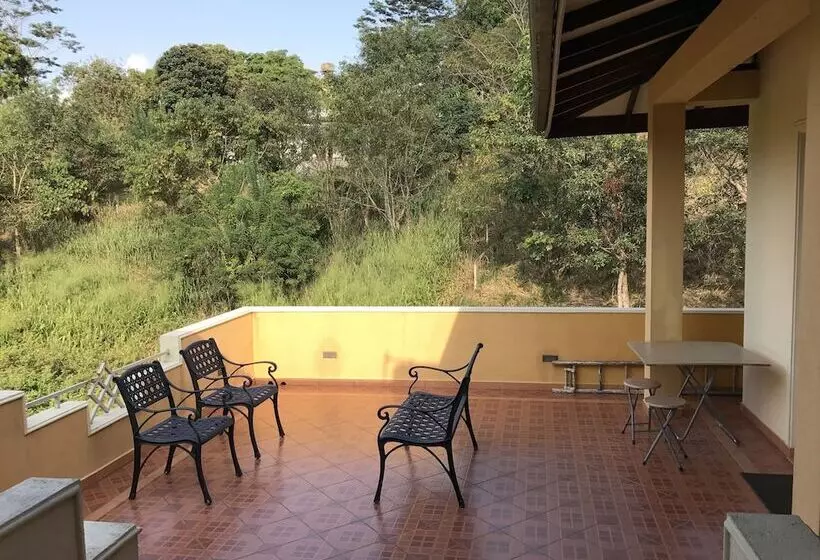 Hotel The Releaf