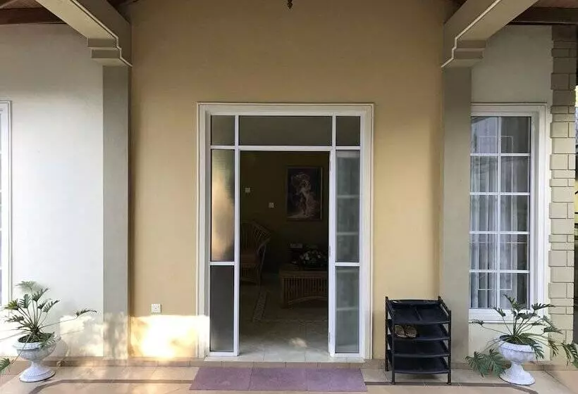 Hotel The Releaf