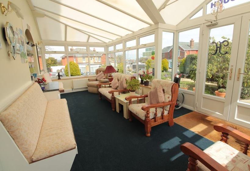 Hotel The Rowborough