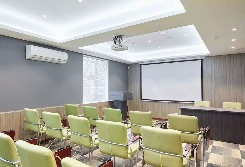 ホテル Tsentralnaya