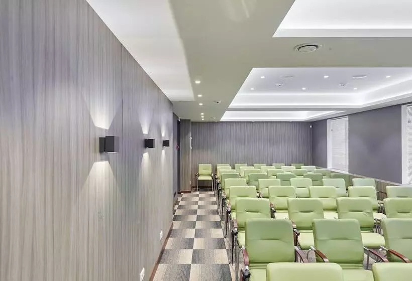 ホテル Tsentralnaya