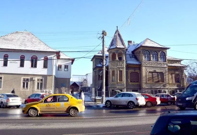 هتل Vila Mărioara