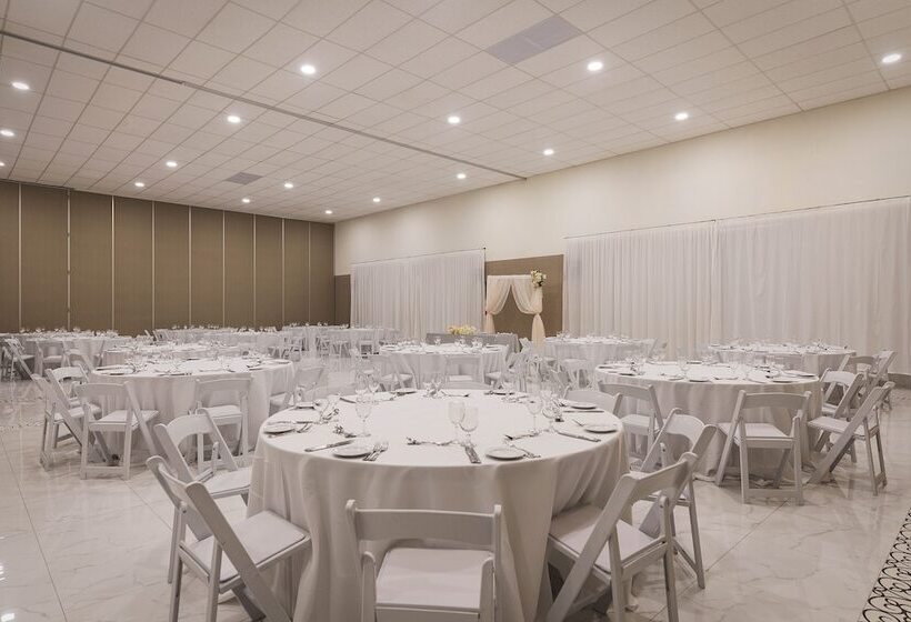 Ocean El Faro Resort - All Inclusive