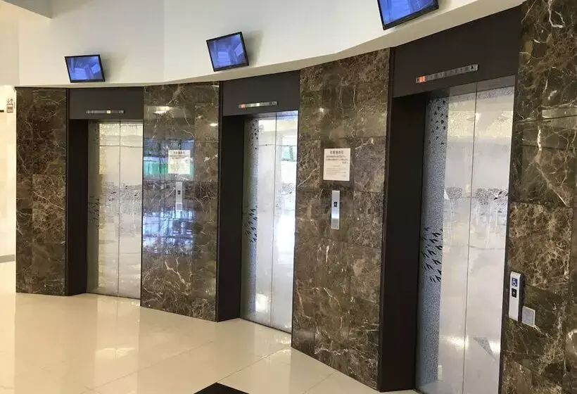 ホテル Toyoko Inn Narita Airport Honkan