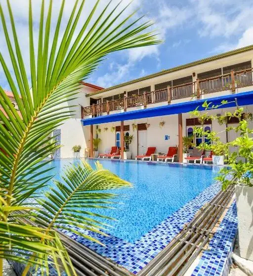 پانسیون Equatorial Divers Lodge