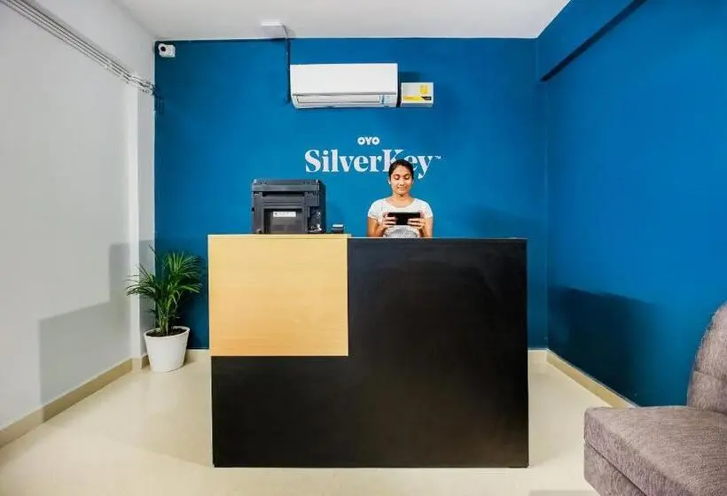 Super Hotel O GACHIBOWLI BESIDE DLF