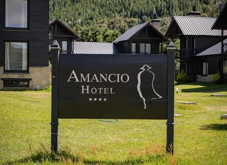 Amancio Hotel & Cabañas