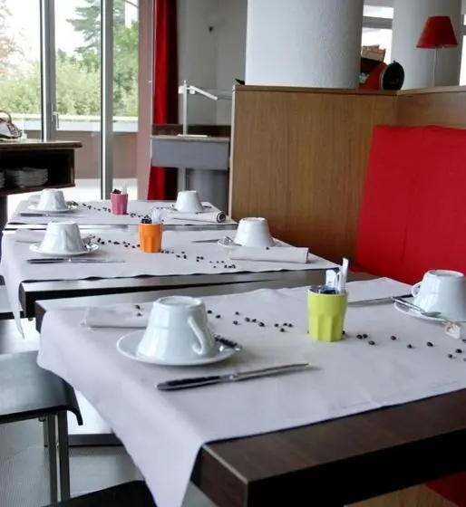 ホテル Hôtel Savoie Léman