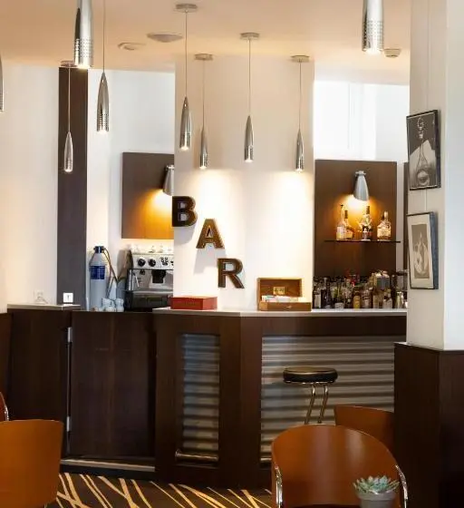 ホテル Hôtel Savoie Léman