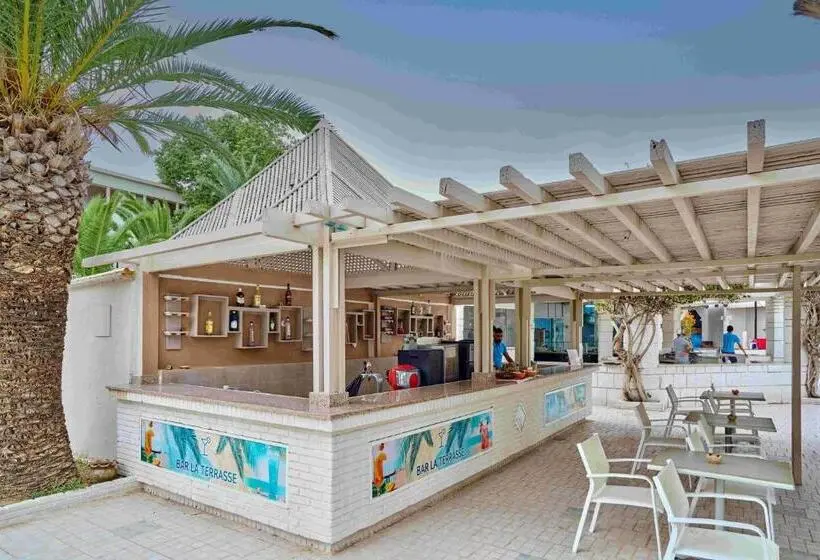 ホテル TUI SUNEO Palm Beach Skanes