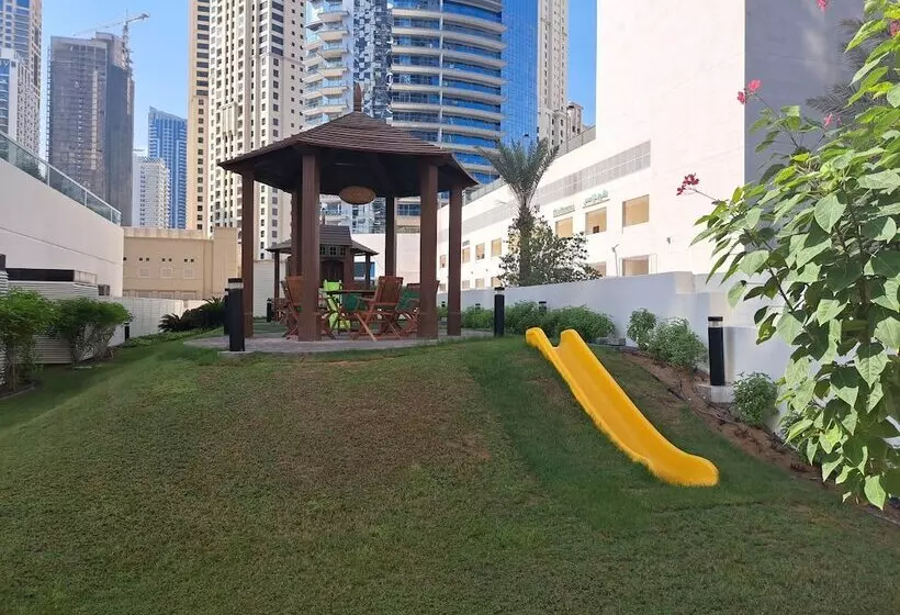 Barceló Residences Dubai Marina