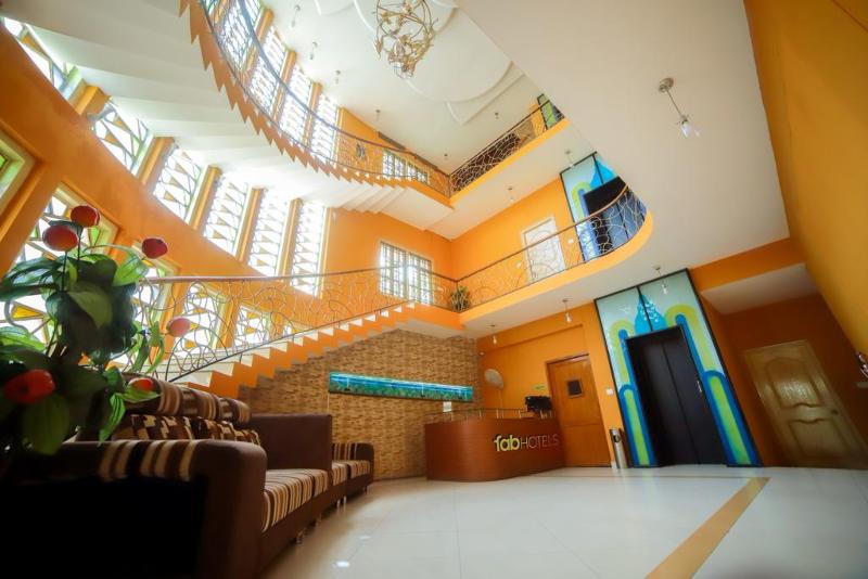 Fabhotel Hallmark Begumpet